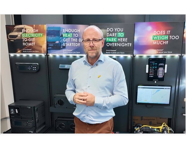 Vor kurzem haben wir Paul Kirby in unserem Büro in Wooburn in Großbritannien willkommen geheißen